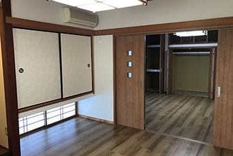 和室から洋室にリフォームされた部屋